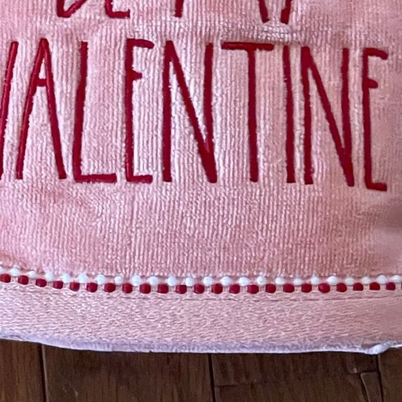 New Rae Dunn by Magenta Pink Be My Valentine Hand Towel Set - Picture 7 of 10